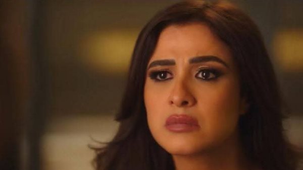 ياسمين عبد العزيز 