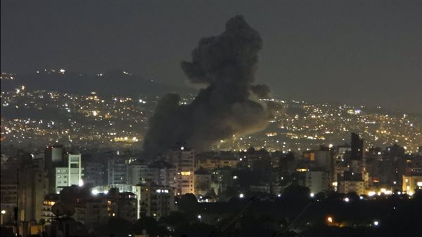 البحرين تحظر التجمعات في الشوارع والميادين العامة 