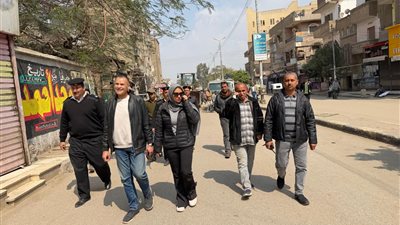 نائب محافظ القليوبية تقود حملة مكبرة لتطهير شوارع الخانكة من الإشغالات والتعديات