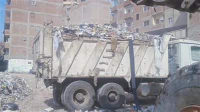 رفع 280 طن مخلفات بالحملة المكبرة لإزالة بؤر تجمعات القمامة بحي أول طنطا