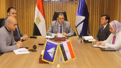 وزيرة التنمية المحلية والبيئة تتابع مع المحافظات الإجراءات الخاصة بتحديد أسعار تعريفة الركوب