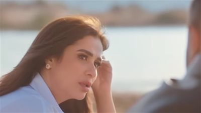 ياسمين عبد العزيز 