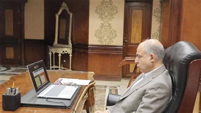 محافظ المنيا يشارك في اجتماع متابعة إدراج المحافظة ضمن منظومة التأمين الصحي الشامل