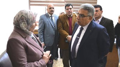 محافظ الدقهلية يتفقد إدارات الديوان العام لمتابعة انتظام العمل بملفات التصالح