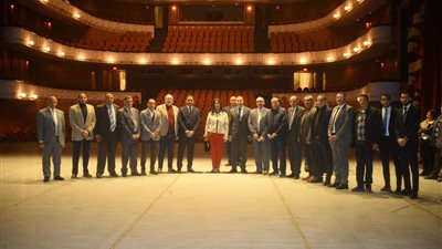 وزيرة الثقافة تتفقد دار الأوبرا المصرية وتوجّه برفع كفاءة الخدمات وتحديث أنظمة التشغيل