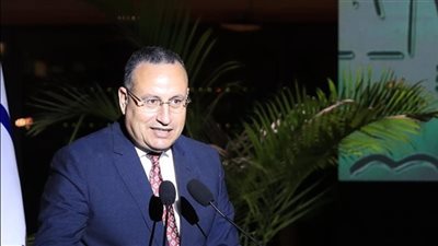 لتسريع الإجراءات.. مدبولي يفوض وزير التعليم العالي في طلبات إعارات الأساتذة بالخارج 