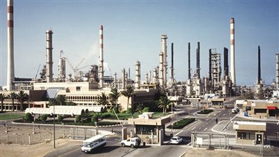 مسيرة إيرانية تهاجم مصفاة سامرف للنفط بالسعودية