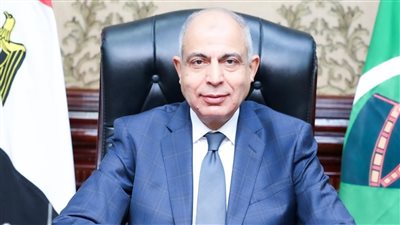 محافظ المنيا يعلن الطوارئ القصوى خلال عيد الفطر وإلغاء الإجازات لضمان انتظام الخدمات