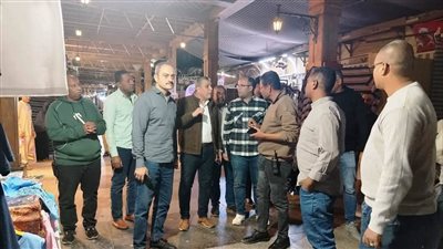 نائب محافظ أسوان يقود جولة ميدانية لفرض الانضباط بالسوق السياحي
