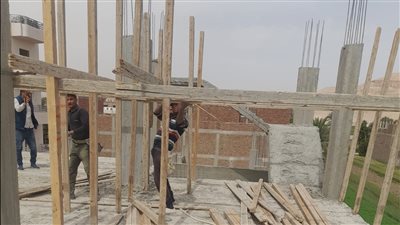 محافظة الأقصر تواصل تنفيذ حملات إزالة التعديات على أراضي الدولة.. صور