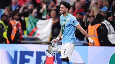 برشلونة يضع عمر مرموش وجريمالدو على راداره قبل الميركاتو الصيفي