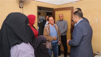 محافظ دمياط يتفقد الإدارة الاجتماعية بالروضة