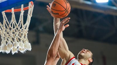 سلة الزمالك تفوز على الاتحاد السكندري75/80