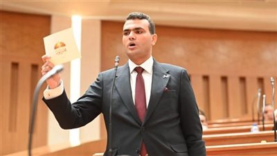 عضو بمجلس النواب يسأل الحكومة عن مدى التزامها بقرار ترشيد السفر للخارج