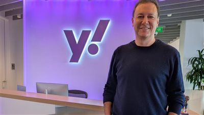 شركة ياهو تلجأ إلى الذكاء الاصطناعي لإحياء ريادتها على الإنترنت