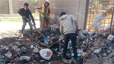 حملات نظافة مكثفة بمحور عبد السلام أمين بمدينة 6 أكتوبر