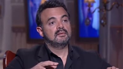 عمرو محمود ياسين يرد على شائعة ارتباطه بفنانة شهيرة