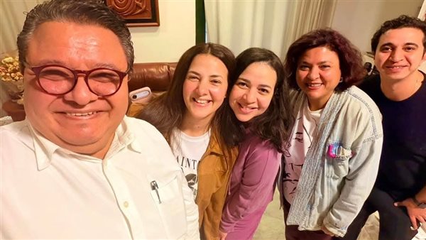 خالد جلال ودنيا وإيمي سمير غانم 