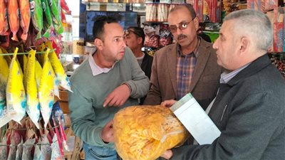 نائب محافظ المنيا يباشر أعمال لجنة حماية المستهلك وتحرير 44 مخالفة بـ5 مراكز 