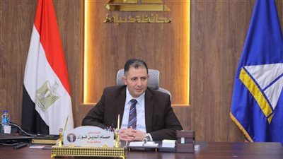 محافظ دمياط يتابع الموقف التنفيذي لمشروع تطوير طريق رأس البر الغربى