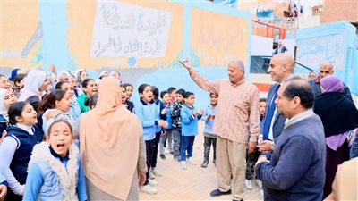 وزير التربية والتعليم يتفقد مدارس الشرقية ويشدد على تطوير مهارات الطلاب والالتزام بالانضباط