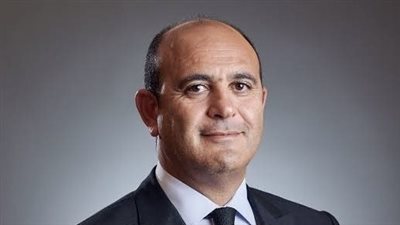 الأستاذ عمرو محمد زكي 