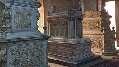 كشف تفاصيل زوجات الخديوي إسماعيل ومدفوناتهم في جامع الرفاعي