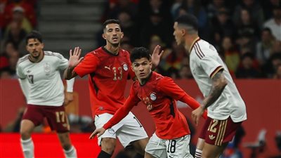 أيمن يونس: حسام حسن تفوق تكتيكيًا على إسبانيا.. وشوبير نجم المباراة