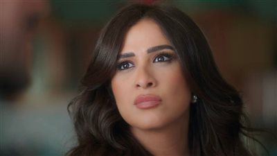 إلهام وجدي: ياسمين عبد العزيز بتضيف لأي فنان وبتخليه ينور جنبها