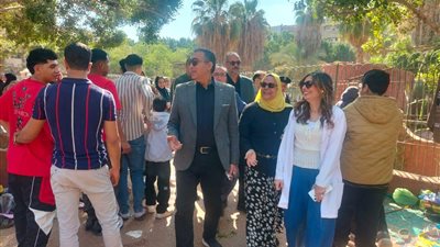 رئيس الخدمات البيطرية يتفقد حديقة حيوان الشرقية خلال احتفالات شم النسيم