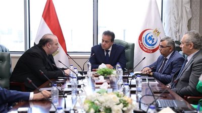وزير الصحة يبحث مع مجموعة «إنفينشور» إنشاء المدينة الطبية بالعاصمة الجديدة