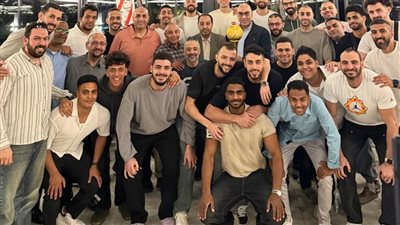 هشام نصر يٌقيم احتفالية خاصة للاعبي السلة بعد الفوز بكأس مصر 