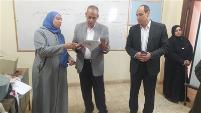 مدير تعليم القليوبية يتفقد مدارس كفر شكر ويشدد على الانضباط وجودة التعليم..صور