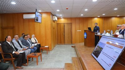 محافظ دمياط يرأس اجتماع المجلس التنفيذى ويستعرض خلاله أبرز الجهود المبذولة 