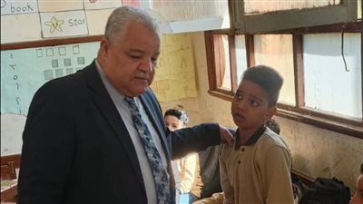 وكيل التعليم بالأقصر يتفقد مدرسة «البدادرة» للتعليم الأساسي بالبياضية.. صور