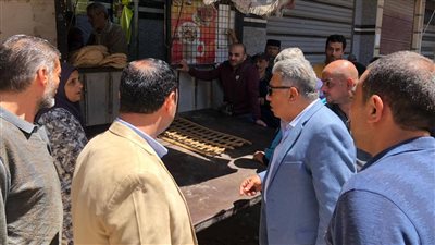 محافظ الدقهلية يقوم جولة تفقدية بمخابز المنصورة والتأكد من صرف الحصص التموينية