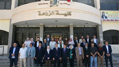 جامعة الفيوم تبحث ربط التعليم الزراعي باحتياجات سوق العمل
