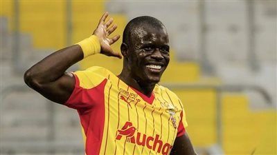 مالانج سار مدافع نادى لانس الفرنسى