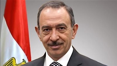 توجيهات عاصفة من محافظ سوهاج لفرض الانضباط داخل المستشفيات بالمحافظة