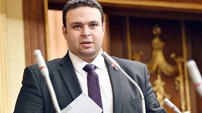 عبد المنعم إمام 