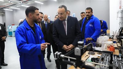 «قنصوة» خلال افتتاح مبنى بجامعة هيرتفوردشاير: ربط التعليم بالصناعة أولوية المرحلة المقبلة