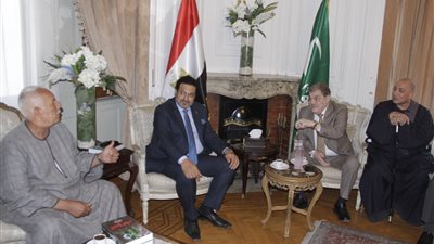 رئيس حزب الوفد يصدر قرارًا بتشكيل اتحاد الفلاحين الوفدي برئاسة حسين أبو صدام