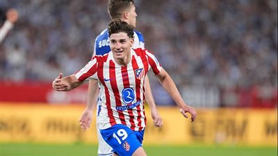 برنامج علاجي مكثف لتجهيز ألفاريز قبل موقعة أرسنال