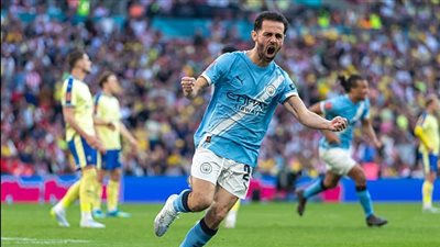 بيرناردو سيلفا يحسم موقفه: لا نية للانتقال داخل إنجلترا