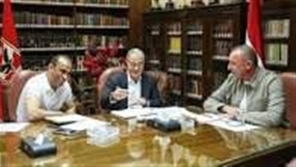 الخطيب وياسين منصور وسيد عبد الحفيظ 