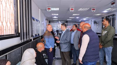 محافظ دمياط يتابع سير العمل بالمركز التكنولوجي برأس البر 