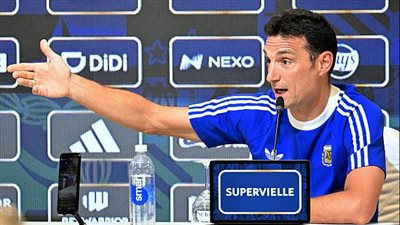 ريال مدريد يدرس تغيير المدرب.. وسكالوني مفاجأة الترشيحات