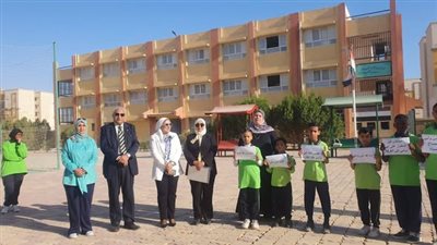 مدير تعليم البحر الأحمر يتفقد مدرسة الأمل للصم وضعاف السمع...صور