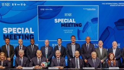 أبو ريدة يشارك في اجتماع مجلس 