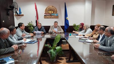 وكيل تعليم دمياط يوجه بتوفير بيئة آمنة للطلاب خلال امتحانات آخر العام